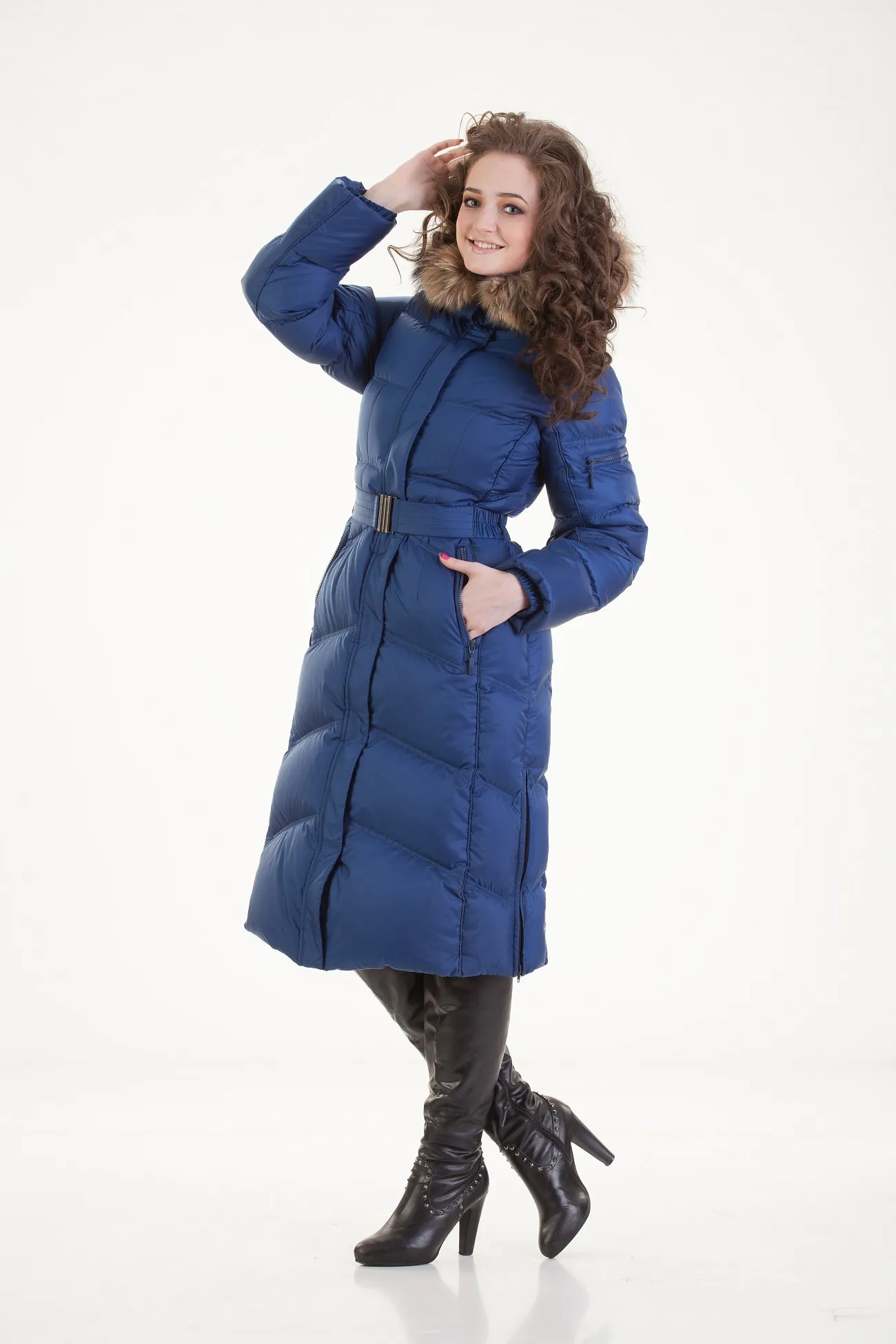 Изольда синий-min